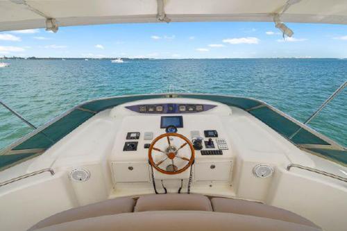 yacht del mar miami
