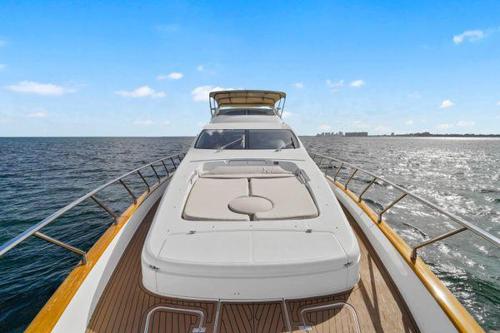 yacht del mar miami